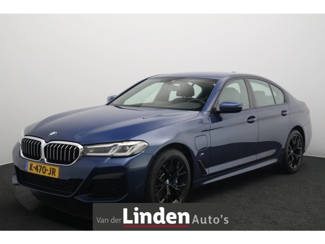 BMW 5 Serie - 530 530e High Executive M-Sport Plug in Hybride | Memory Seats | LED | M-Pakket | Stoelverwarming