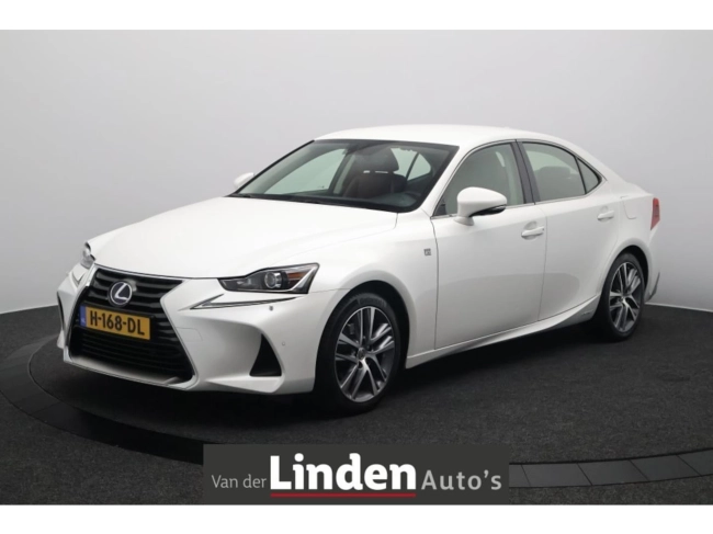 Lexus IS - 300h Hybrid Edition 30 | Camera | Climate Control | Navigatie | Stoelverwarming